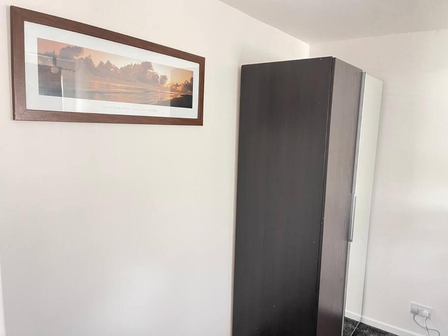 Appartamento Mayfair Place - Cosy 3 Bedroom House With Free Parking *